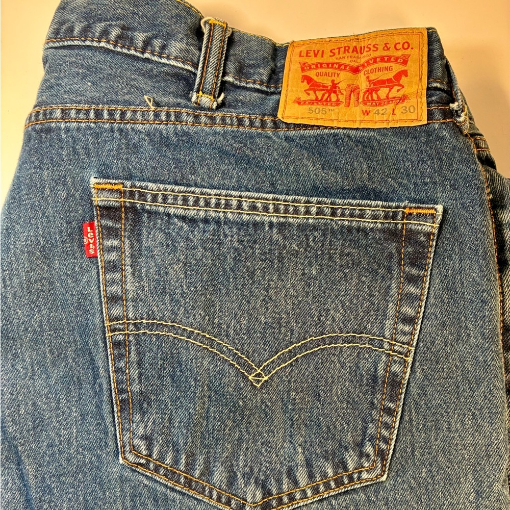 Mens Levi’s 505 Jeans 42”x30”